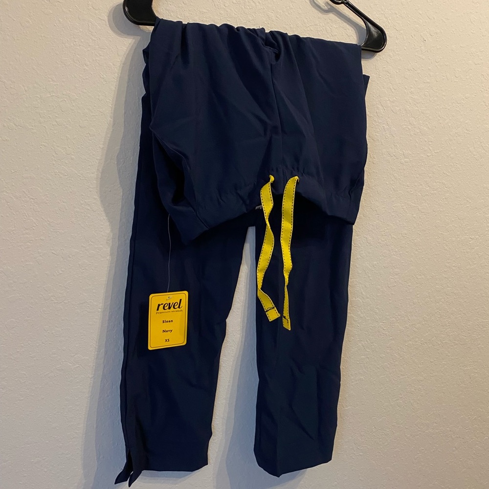 Women’s Navy Scrub Pant